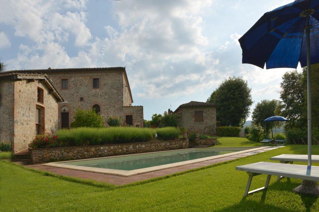 Agriturismo Tre Madonne Монтериджиони Экстерьер фото