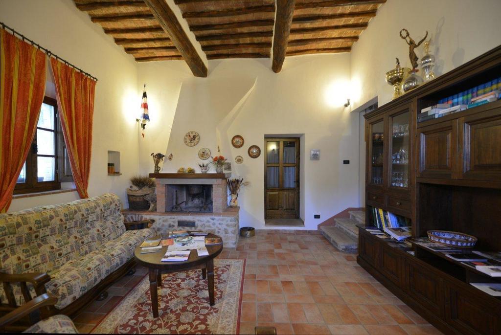Agriturismo Tre Madonne Монтериджиони Экстерьер фото
